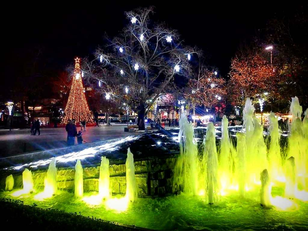 Παραμυθένια Θεοφάνεια στην Λάρισα, την πιο «ζωντανή» πόλη της ελληνικής&nbsp;επαρχίας!