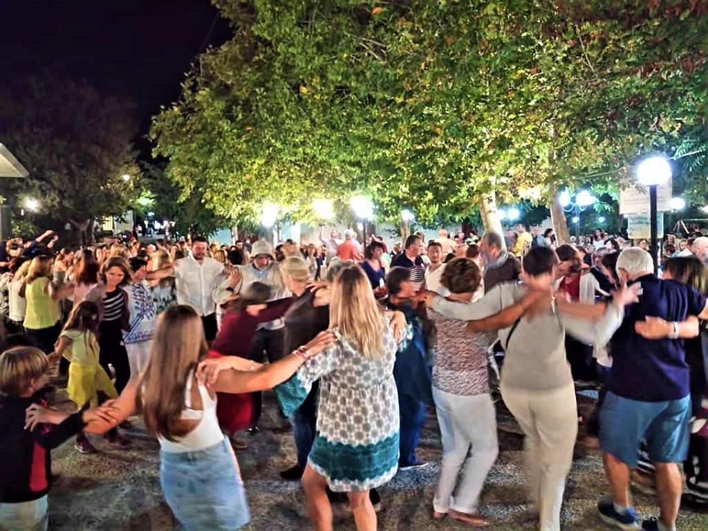 Πανηγύρι Αγίου Φανουρίου στο Μάραθο, αιτία κι αφορμή για ταξίδι στην Ικαρία!