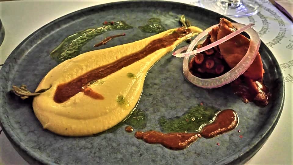 «Φλωμάρι» με θέα «360°» στις μοναδικές γεύσεις της&nbsp;Λήμνου