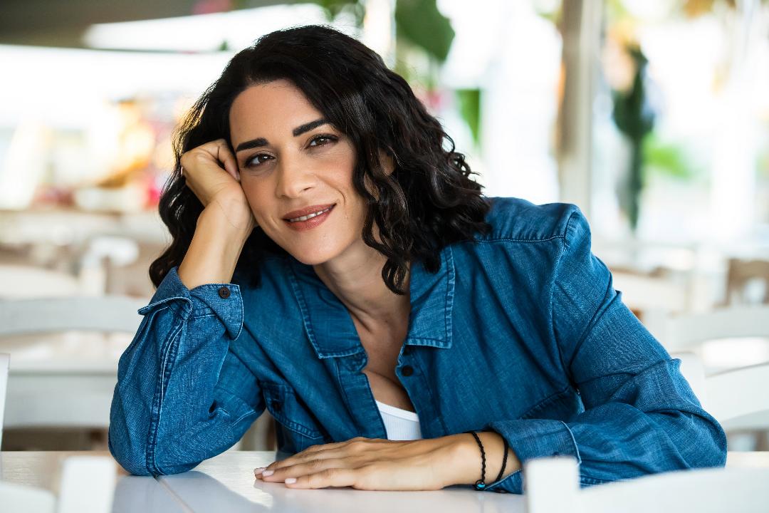 «Δεν υπάρχεις πουθενά», το νέο τραγούδι της ταλαντούχας Στέφανης&nbsp;Κρασσά