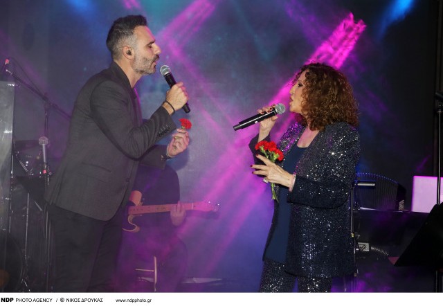 Η ανεπανάληπτη Γλυκερία μας υποδέχεται “Μέχρι να βρούμε ουρανό” στην «Οδός&nbsp;Λυσίου»